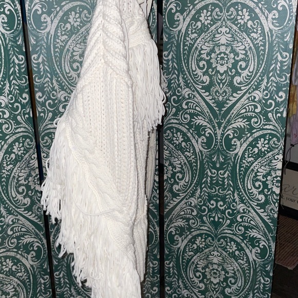 Anthropologie MAEVE FRINGED SWEATER cardigan live listing - Picture 12 of 12